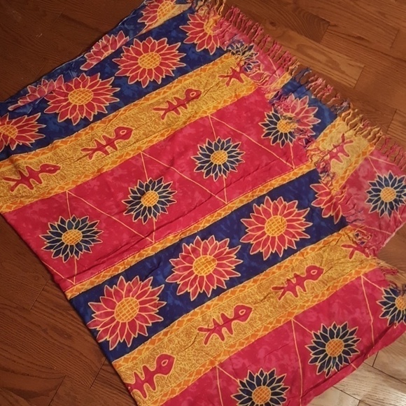 Cover UP scarf - Picture 1 of 3